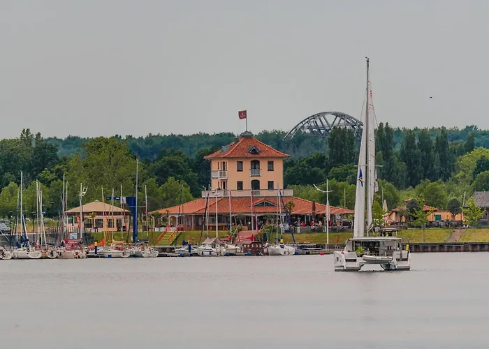 Seensuchtsresort 아파트 *